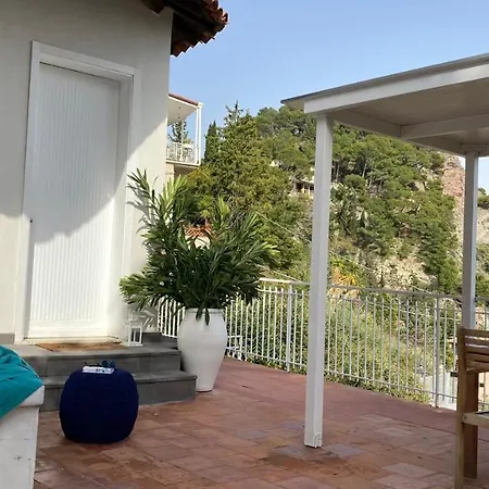 Apartment Paradisea *