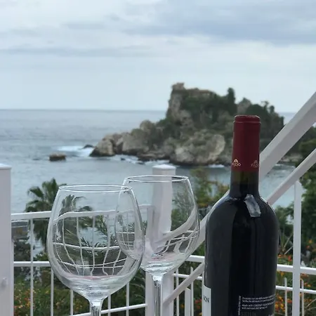 Paradisea Taormina