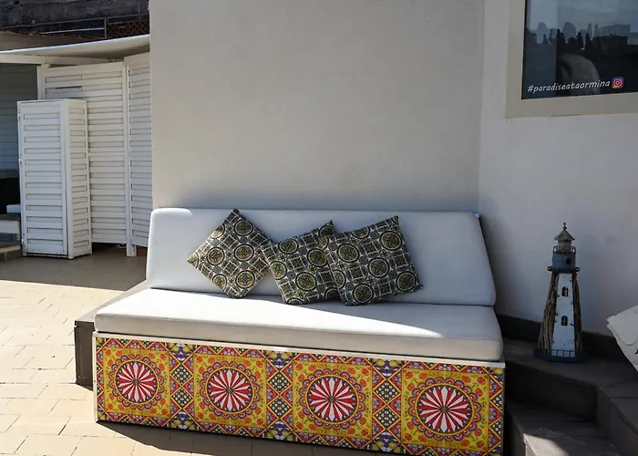 Paradisea تاورمينا